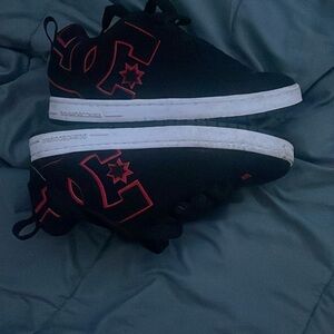 Red black chunky dc shoes